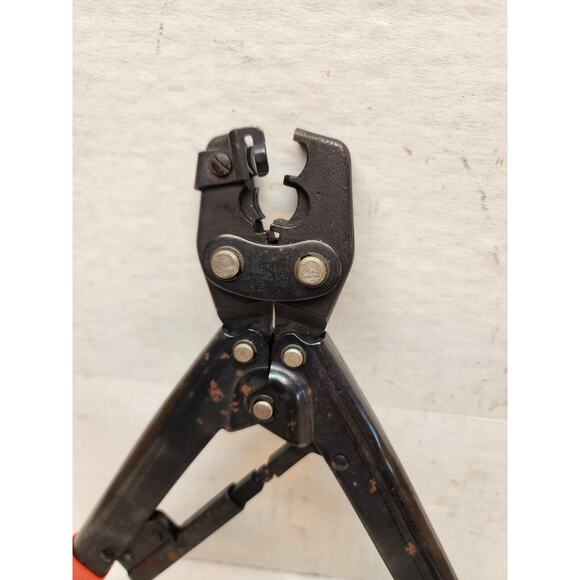 Hard to find Thomas & Betts WT-2130 ratchet Stakon Manual Crimp Tool - Picture 7 of 8